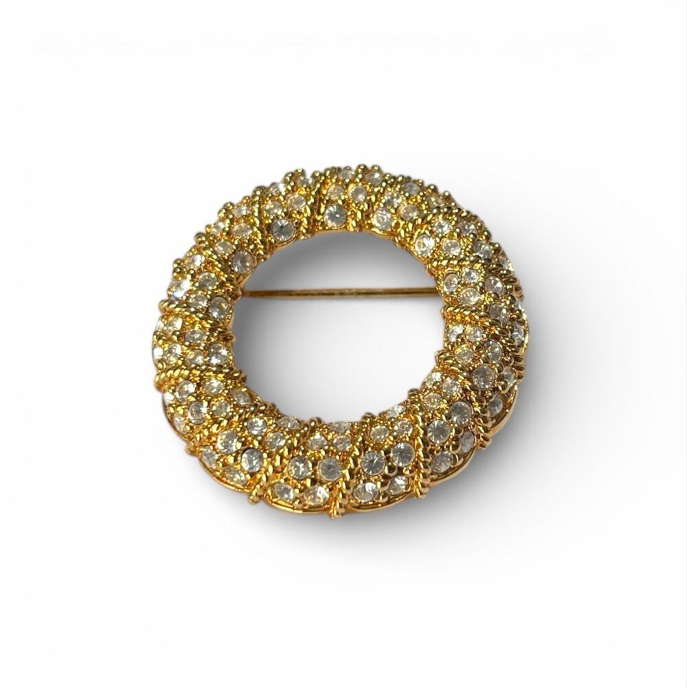 Vintage Swarovski Swan Signed Gold Tone Clear Rhinestone Circle Wreath Brooch
